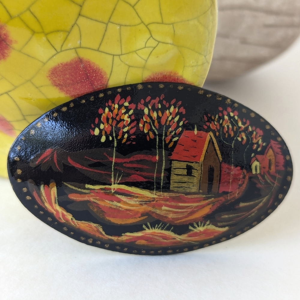 VTG Russian Lacquerware Brooch w/ House Cottage & Tree Design- '93 Artist Signed